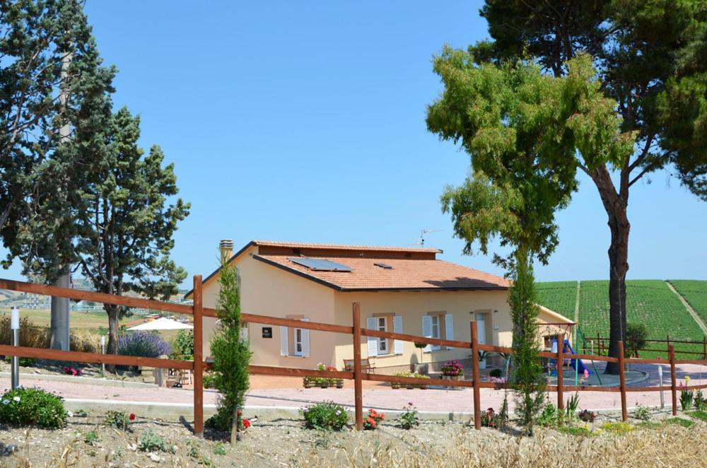 Re Umberto Suite San Salvo Luaran gambar