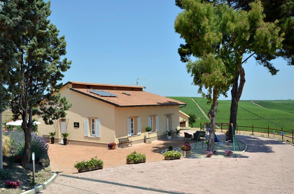 Re Umberto Suite San Salvo Luaran gambar